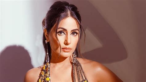 hina khan az nude|[Top 40+] Hina Khan XXX Nude Pics Nangi Collection.